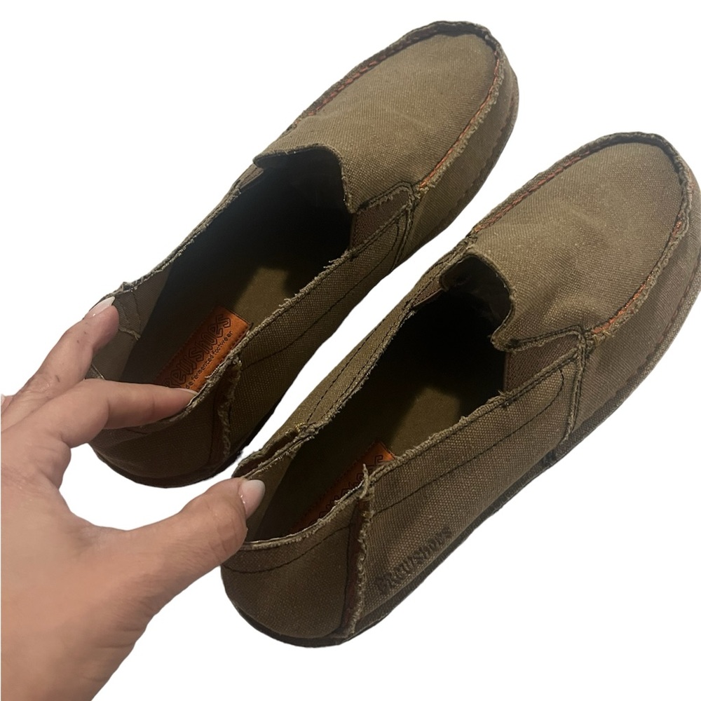 Men’s Slippers - Picture 7 of 9